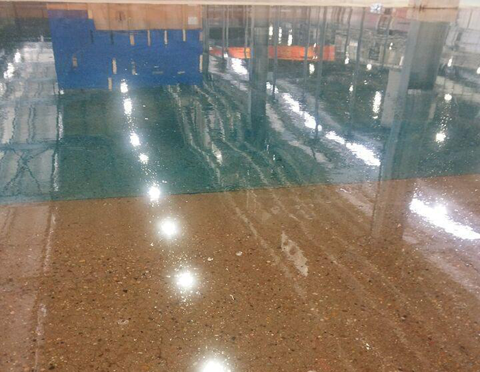金剛砂彩色耐磨地坪.png