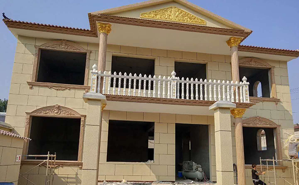 外墻仿石漆和瓷磚哪個(gè)好?